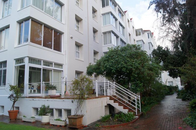 Ivan Hampshire Place